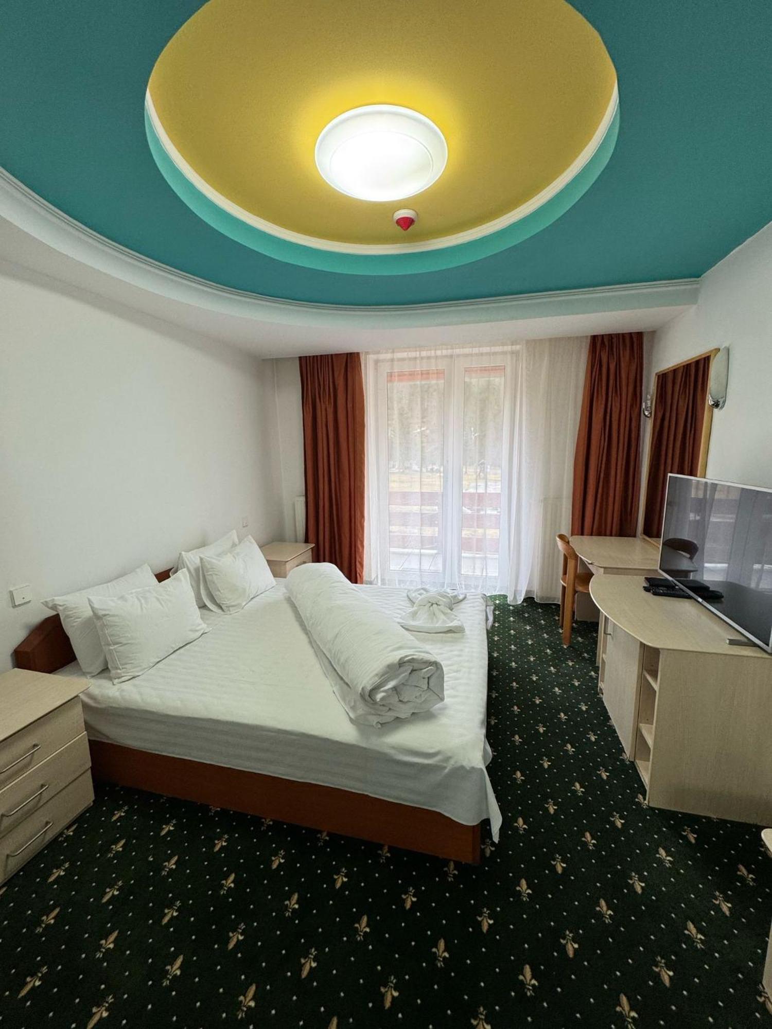Hotel Iadolina Stâna de Vale Exterior foto